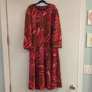 Donna Morgan 3/4 Sleeve Red And Brown Paisley Midi Dress